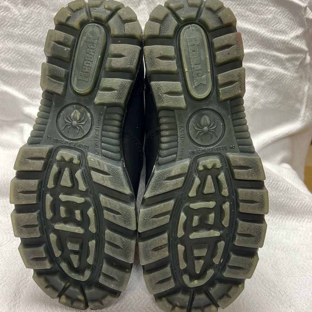 Redback Slip On Steel Toe Boot - Picture 3 of 6